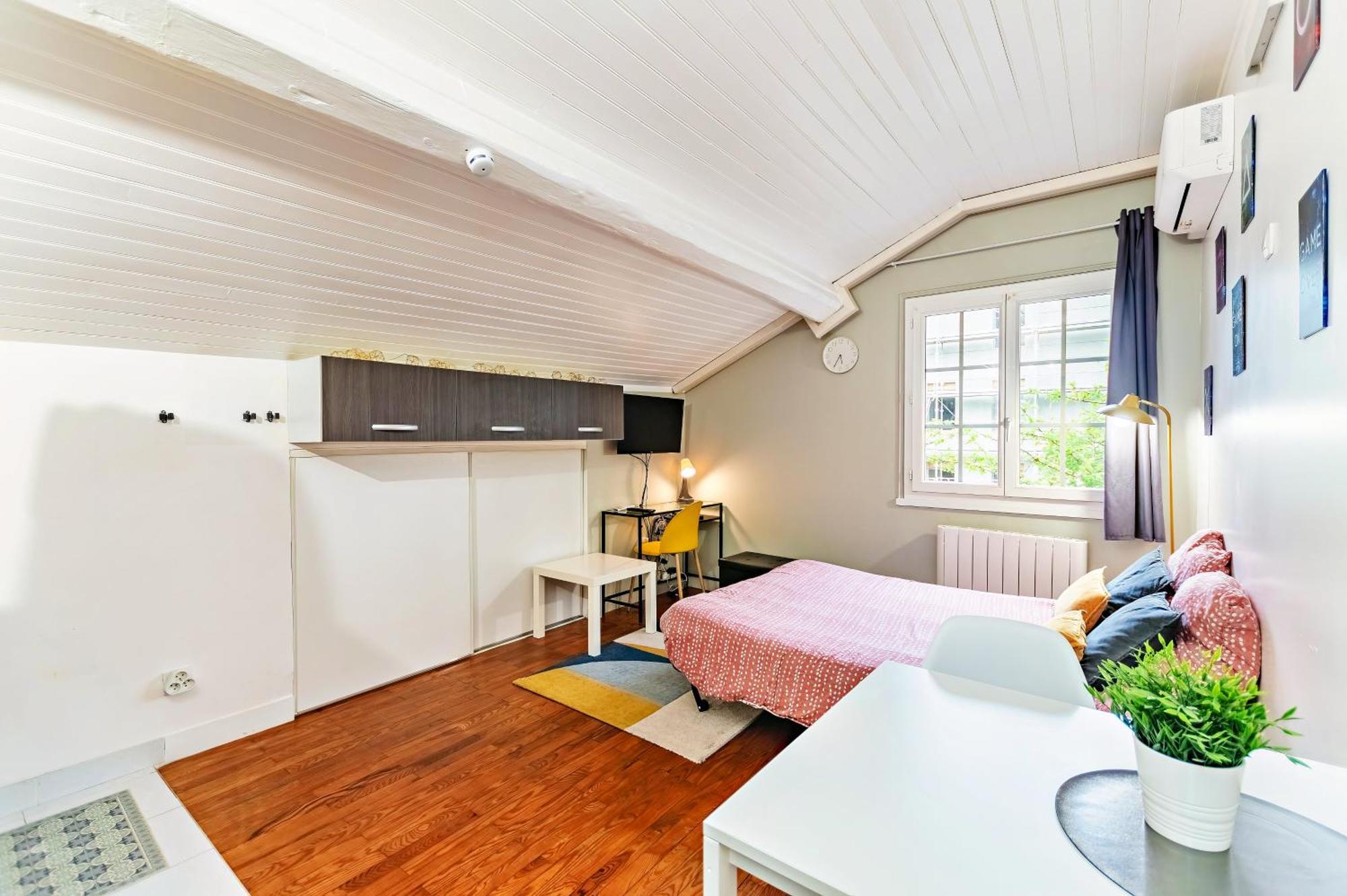 Cosy Climatise Et Parking Securise A Proximite Du Centre De * Lyon